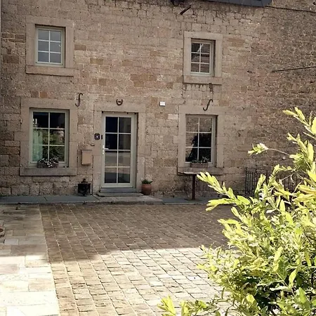 別荘 Au Bord Du Ny